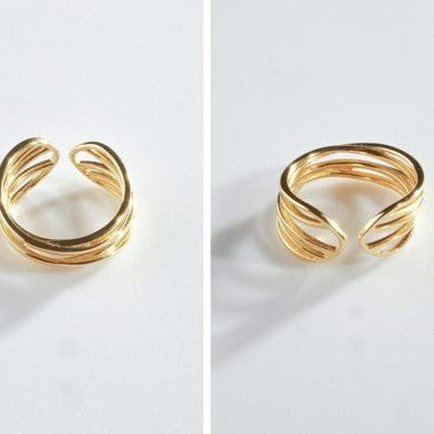 Clare III ring